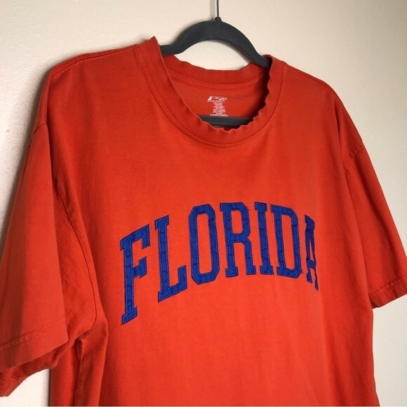 P2 by Pro Player Florida Gators Applique Spell Out Patch Sleeve Orange Tee XL - Picture 2 of 11